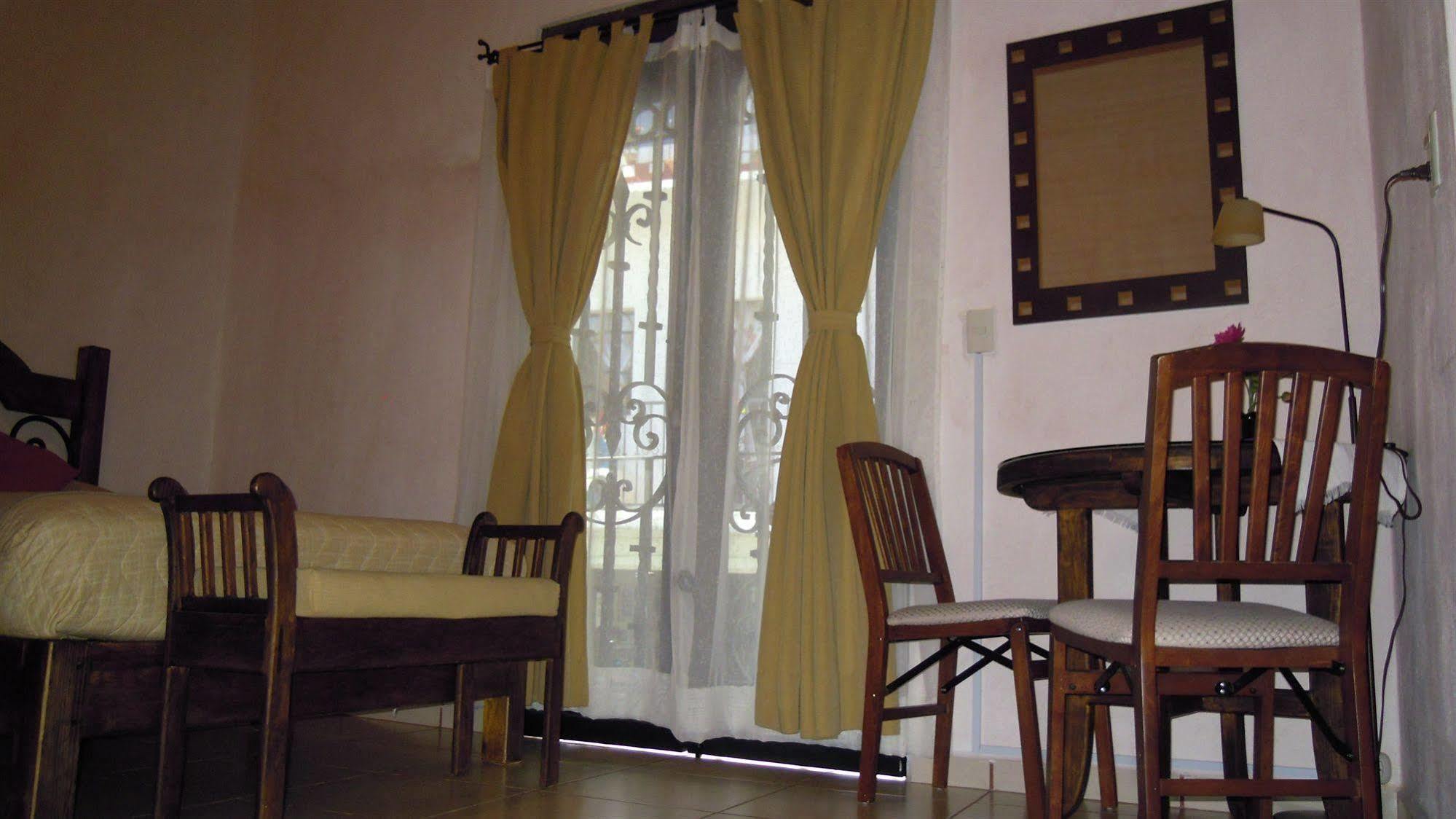 La Casa Del Laurel 호텔 태스코 데 알라르콘 외부 사진